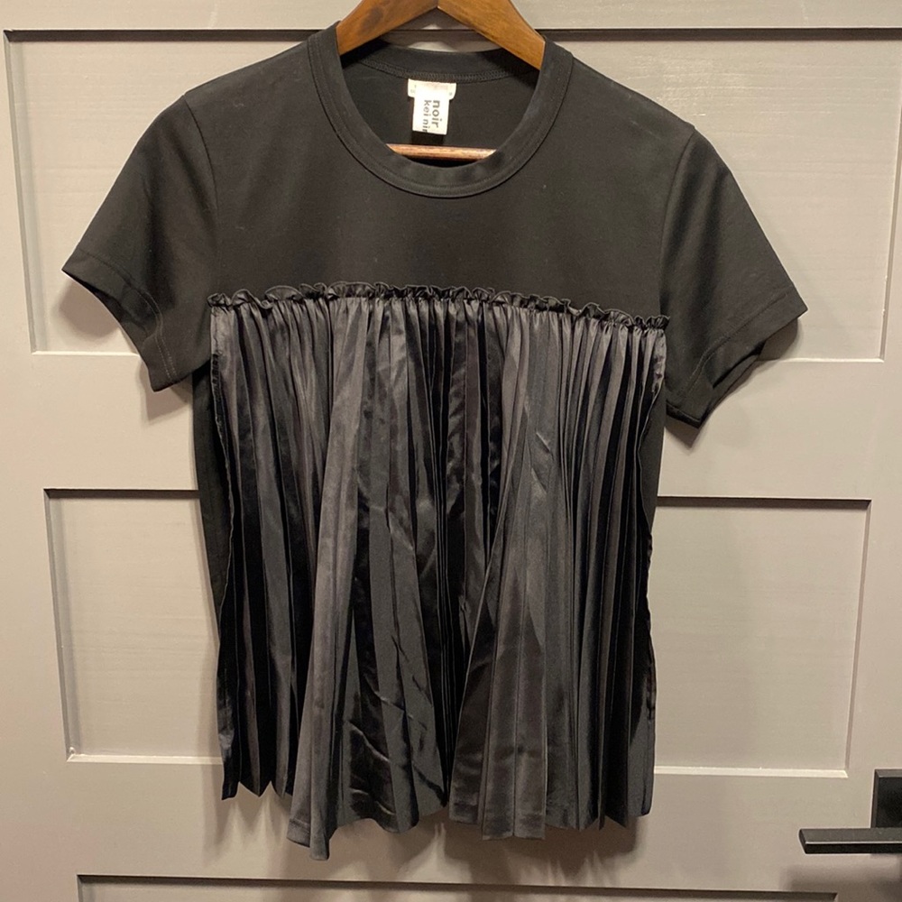 Noir Kei Ninomiya black r-shirt size S ( runs small)